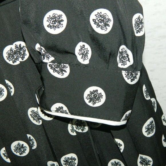 ModCloth Dress Back White Polka Dots Pleated Shirt Dress Tie Neck  Size XXS - Picture 8 of 8